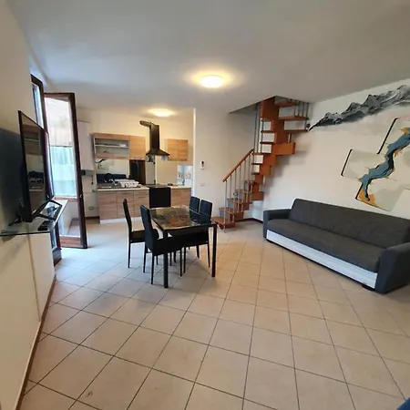 La Casa Nel Vento * Дервио